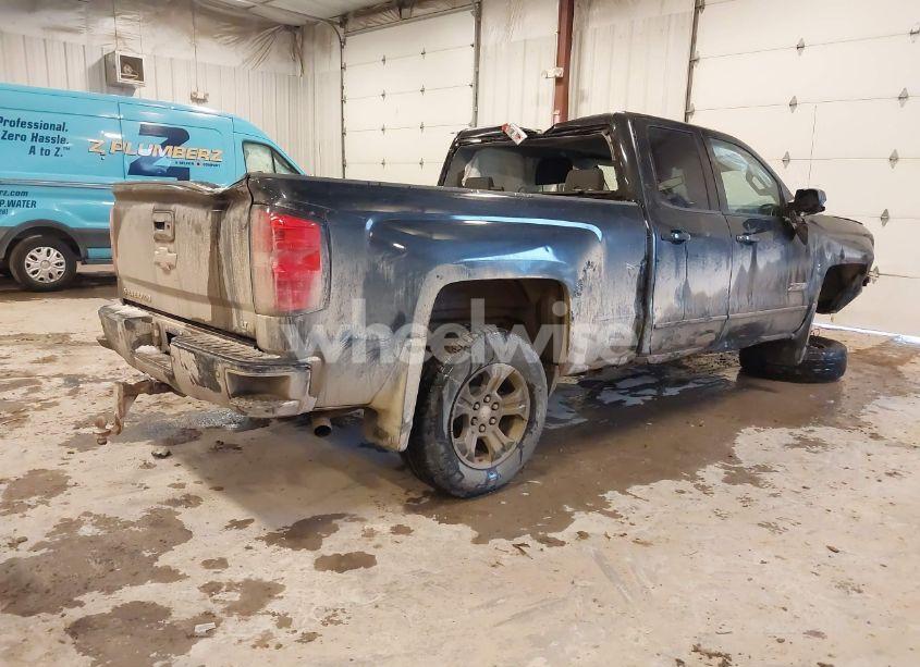 Photo 4 of 2016 Chevrolet Silverado 1500 2LT (VIN 1GCVKREC2GZ423336)