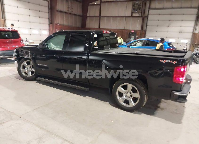 Photo 3 of 2017 Chevrolet Silverado 1500 1LT (VIN 1GCVKREC2HZ112667)