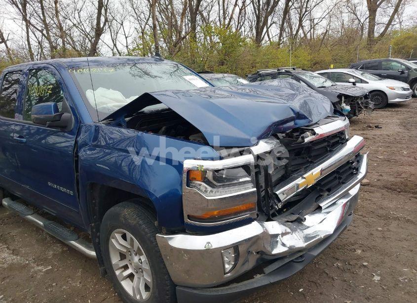 Photo 6 of 2017 Chevrolet Silverado 1500 1LT (VIN 1GCVKREC2HZ258552)