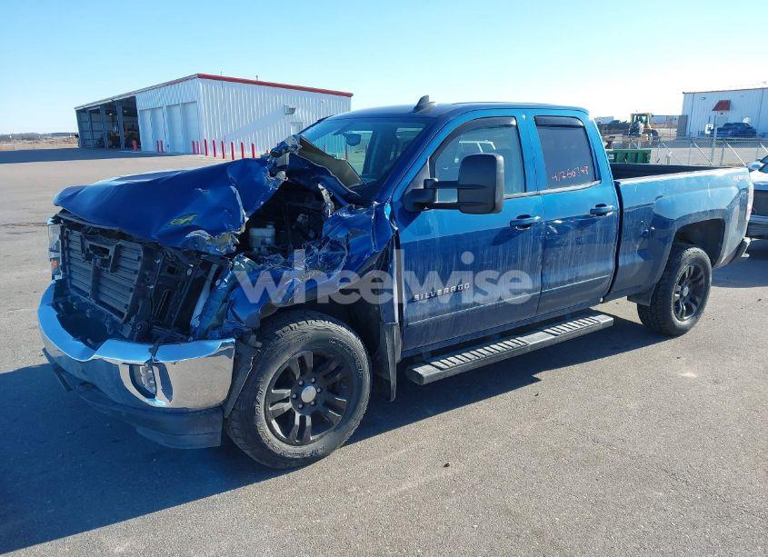 Photo 2 of 2017 Chevrolet Silverado 1500 1LT (VIN 1GCVKREC2HZ288845)