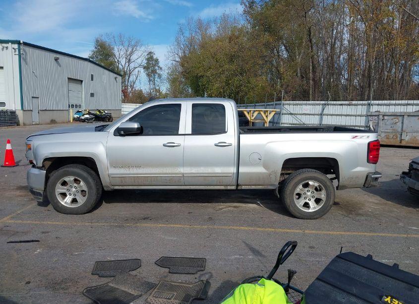 Photo 15 of 2017 Chevrolet Silverado 1500 LT (VIN 1GCVKREC2HZ319057)