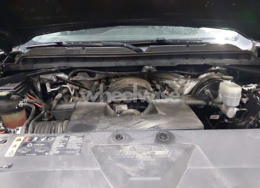 Photo 10 of 2018 Chevrolet Silverado 1500 2LT (VIN 1GCVKREC2JZ141320)