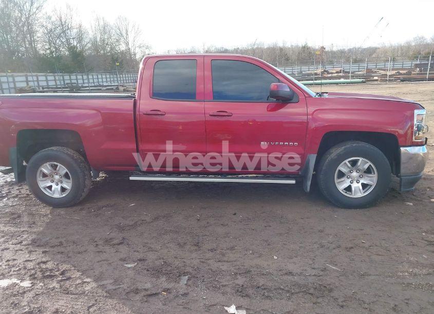 Photo 13 of 2018 Chevrolet Silverado 1500 1LT (VIN 1GCVKREC2JZ142547)