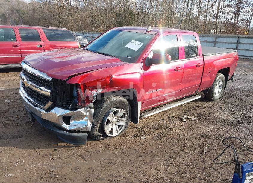 Photo 2 of 2018 Chevrolet Silverado 1500 1LT (VIN 1GCVKREC2JZ142547)