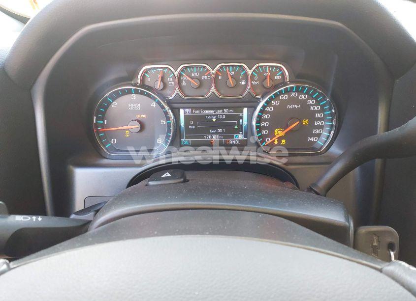 Photo 7 of 2018 Chevrolet Silverado 1500 1LT (VIN 1GCVKREC2JZ199492)