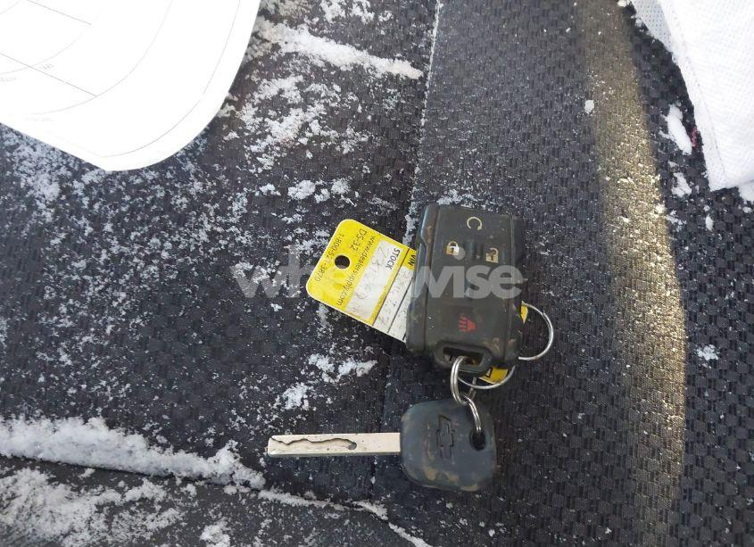 Photo 11 of 2018 Chevrolet Silverado 1500 2LT (VIN 1GCVKREC2JZ216257)