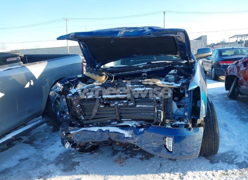 Photo 12 of 2018 Chevrolet Silverado 1500 2LT (VIN 1GCVKREC2JZ216257)