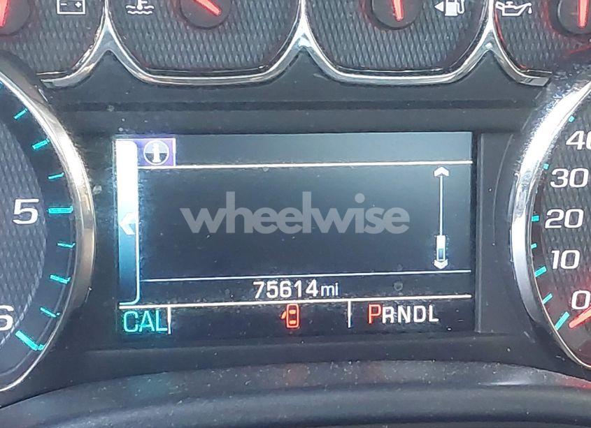 Photo 15 of 2018 Chevrolet Silverado 1500 2LT (VIN 1GCVKREC2JZ216257)