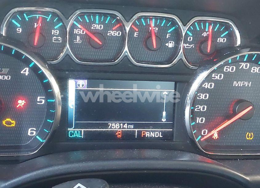 Photo 7 of 2018 Chevrolet Silverado 1500 2LT (VIN 1GCVKREC2JZ216257)