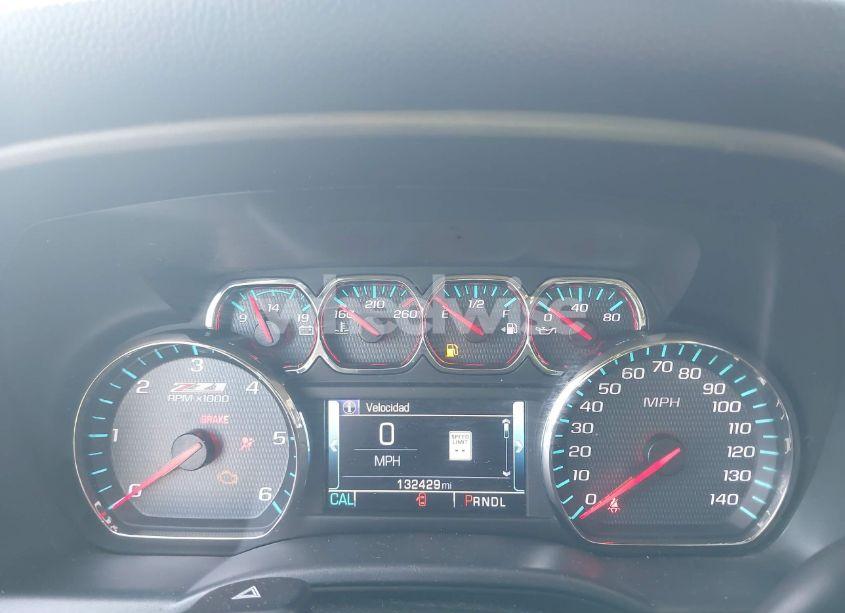 Photo 15 of 2018 Chevrolet Silverado 1500 2LT (VIN 1GCVKREC2JZ232264)