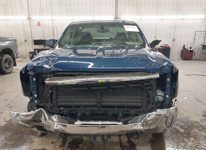 Photo 13 of 2018 Chevrolet Silverado 1500 1LT (VIN 1GCVKREC2JZ254569)