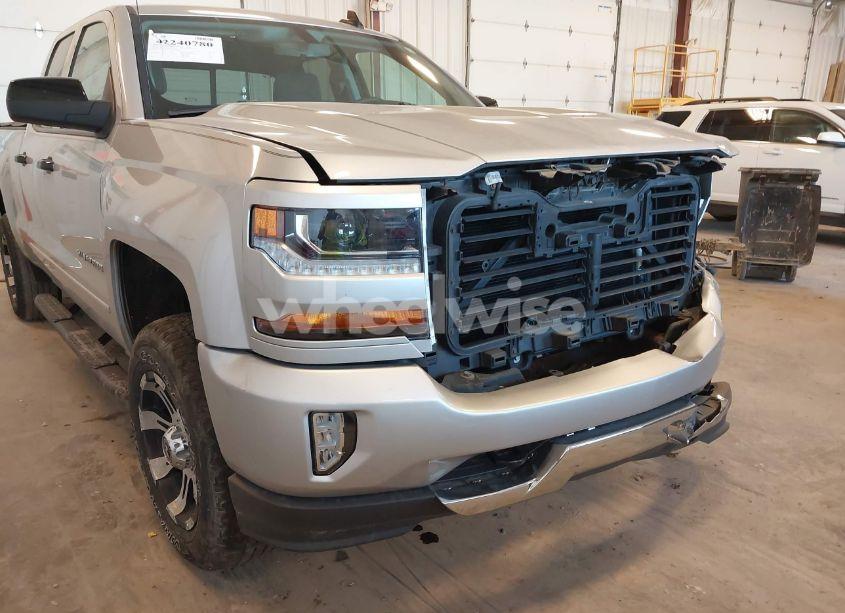 Photo 18 of 2018 Chevrolet Silverado 1500 2LT (VIN 1GCVKREC2JZ348922)