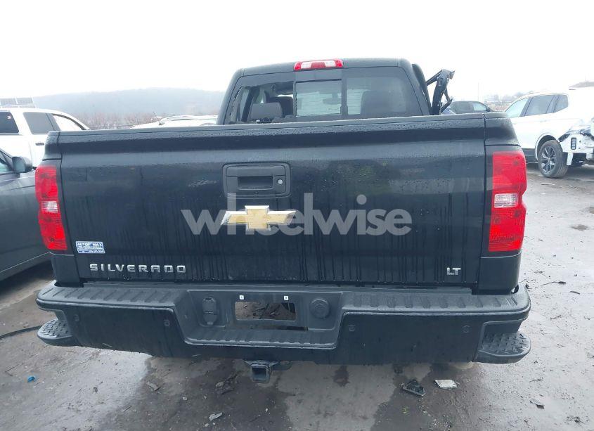 Photo 17 of 2018 Chevrolet Silverado 1500 2LT (VIN 1GCVKREC2JZ361282)