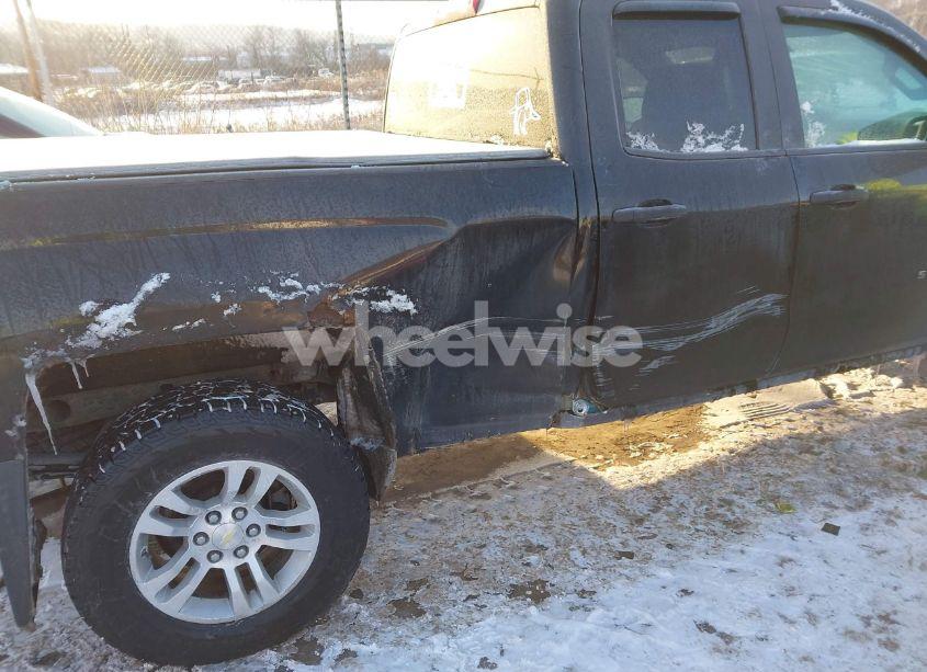 Photo 6 of 2014 Chevrolet Silverado 1500 1LT (VIN 1GCVKREC3EZ168855)