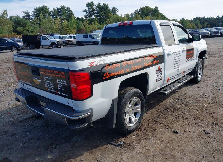 Photo 4 of 2014 Chevrolet Silverado 1500 2LT (VIN 1GCVKREC3EZ178821)