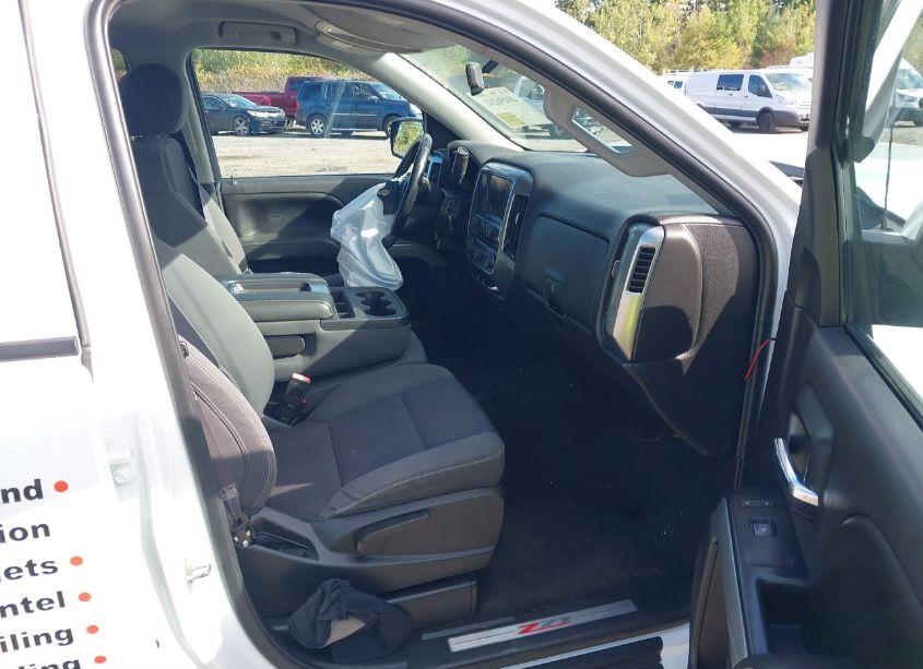 Photo 5 of 2014 Chevrolet Silverado 1500 2LT (VIN 1GCVKREC3EZ178821)