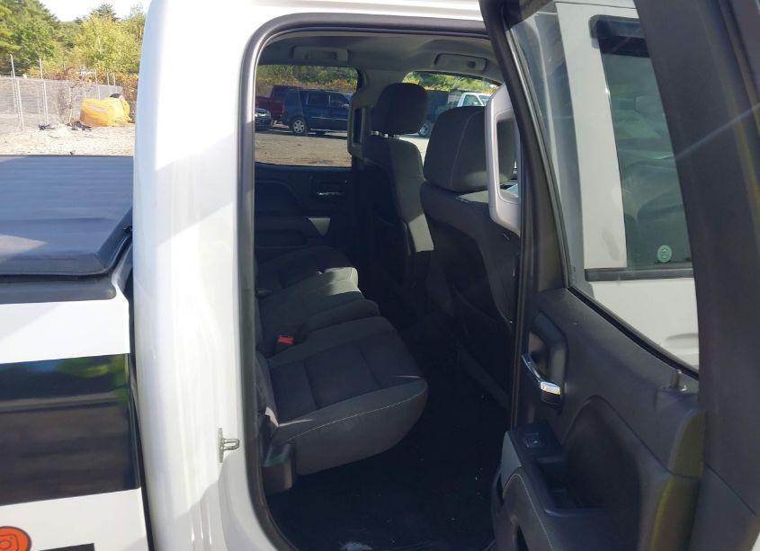 Photo 8 of 2014 Chevrolet Silverado 1500 2LT (VIN 1GCVKREC3EZ178821)