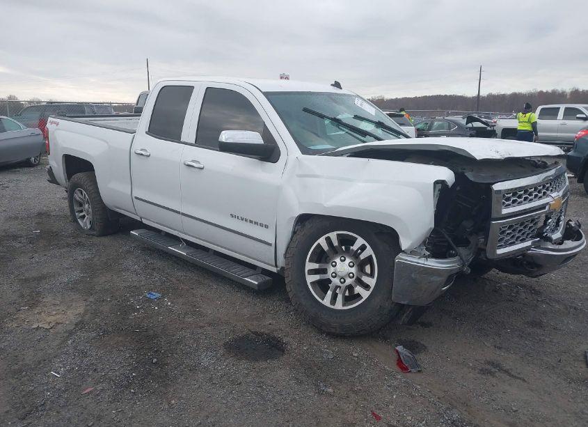 2014 Chevrolet Silverado 1500 1LT (VIN 1GCVKREC3EZ232604) main photo