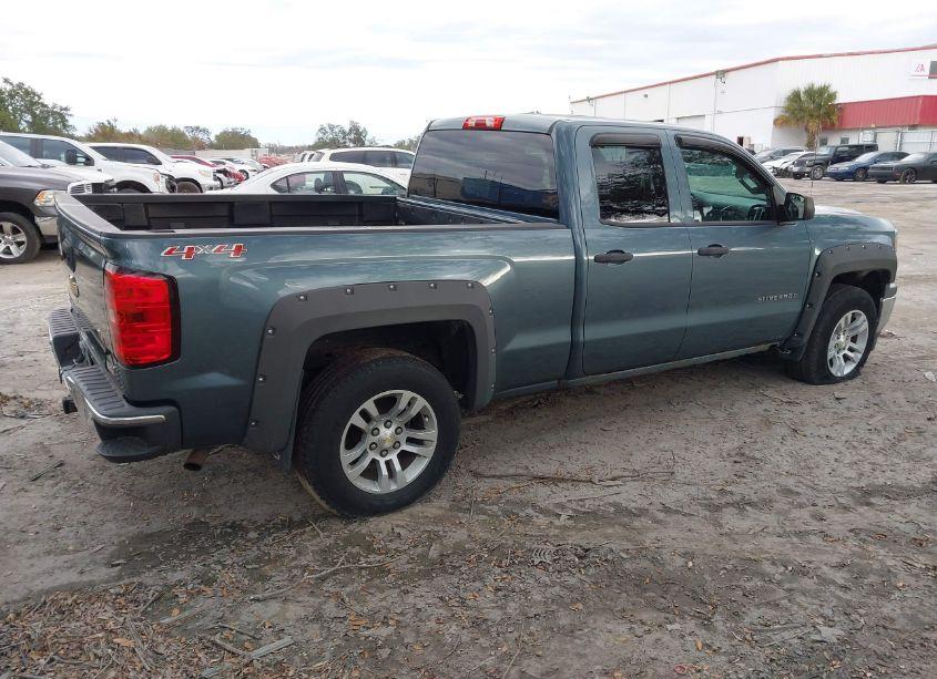Photo 4 of 2014 Chevrolet Silverado 1500 1LT (VIN 1GCVKREC3EZ246874)