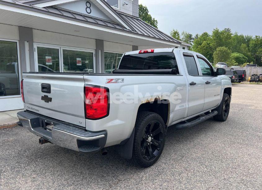 Photo 4 of 2014 Chevrolet Silverado K1500 LT (VIN 1GCVKREC3EZ310900)