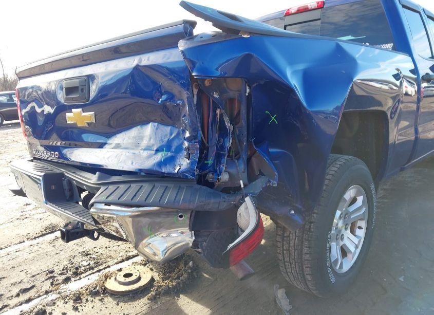 Photo 6 of 2014 Chevrolet Silverado 1500 2LT (VIN 1GCVKREC3EZ372104)