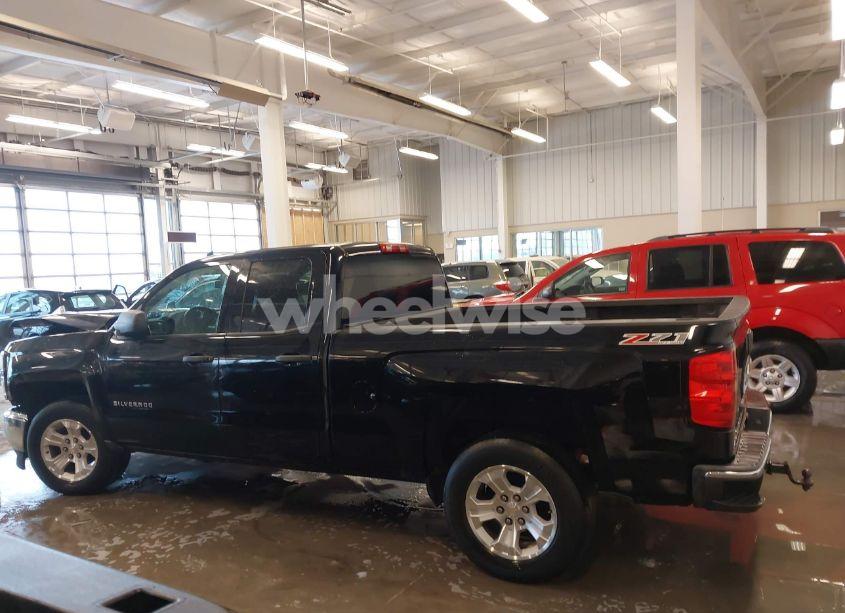Photo 15 of 2014 Chevrolet Silverado 1500 2LT (VIN 1GCVKREC3EZ390389)