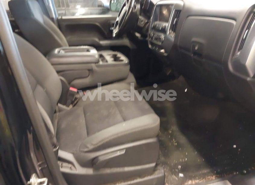 Photo 5 of 2014 Chevrolet Silverado 1500 2LT (VIN 1GCVKREC3EZ390389)