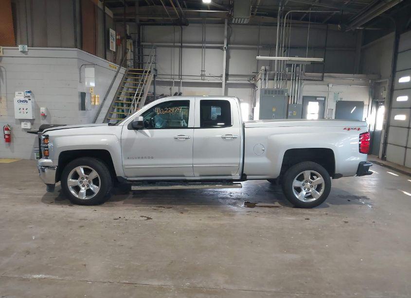 Photo 14 of 2015 Chevrolet Silverado 1500 1LT (VIN 1GCVKREC3FZ164676)