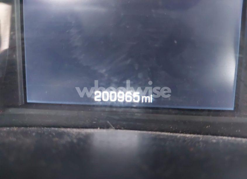 Photo 15 of 2015 Chevrolet Silverado 1500 2LT (VIN 1GCVKREC3FZ170154)