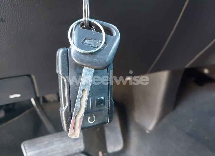 Photo 11 of 2015 Chevrolet Silverado 1500 1LT (VIN 1GCVKREC3FZ200690)