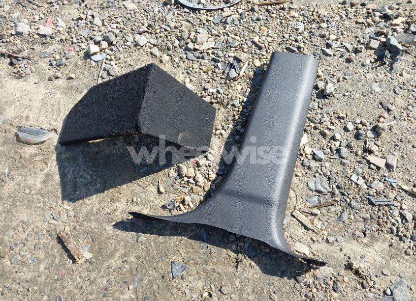 Photo 12 of 2015 Chevrolet Silverado 1500 1LT (VIN 1GCVKREC3FZ200690)