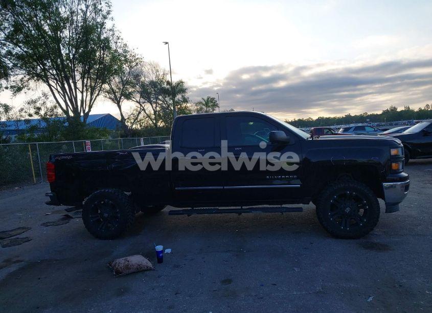 Photo 12 of 2015 Chevrolet Silverado 1500 1LT (VIN 1GCVKREC3FZ241773)