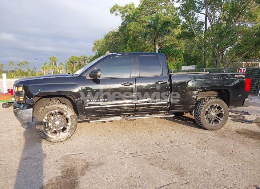 Photo 6 of 2015 Chevrolet Silverado 1500 1LT (VIN 1GCVKREC3FZ241773)