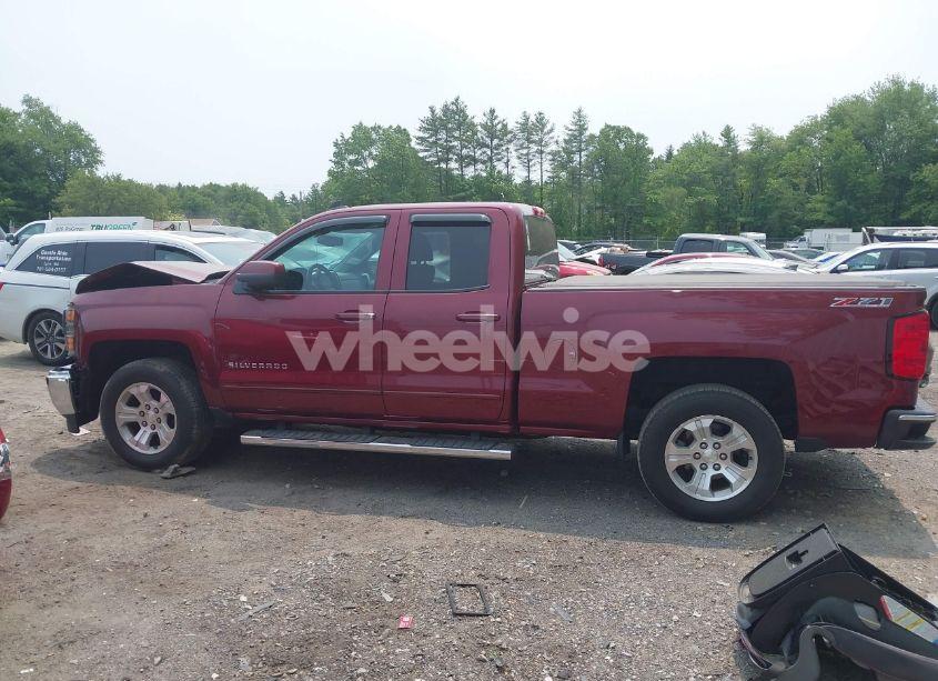 Photo 14 of 2015 Chevrolet Silverado 1500 2LT (VIN 1GCVKREC3FZ255883)