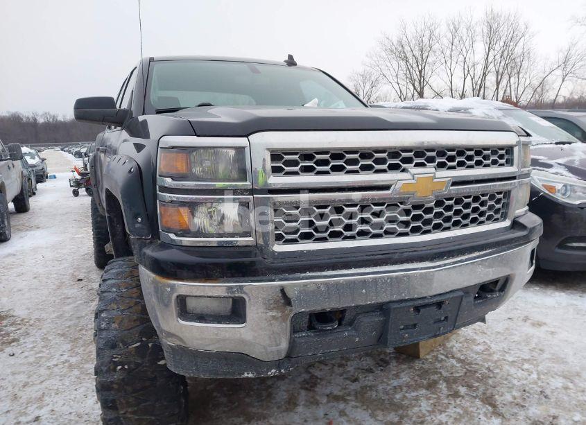 2015 Chevrolet Silverado 1500 1LT (VIN 1GCVKREC3FZ321347) main photo