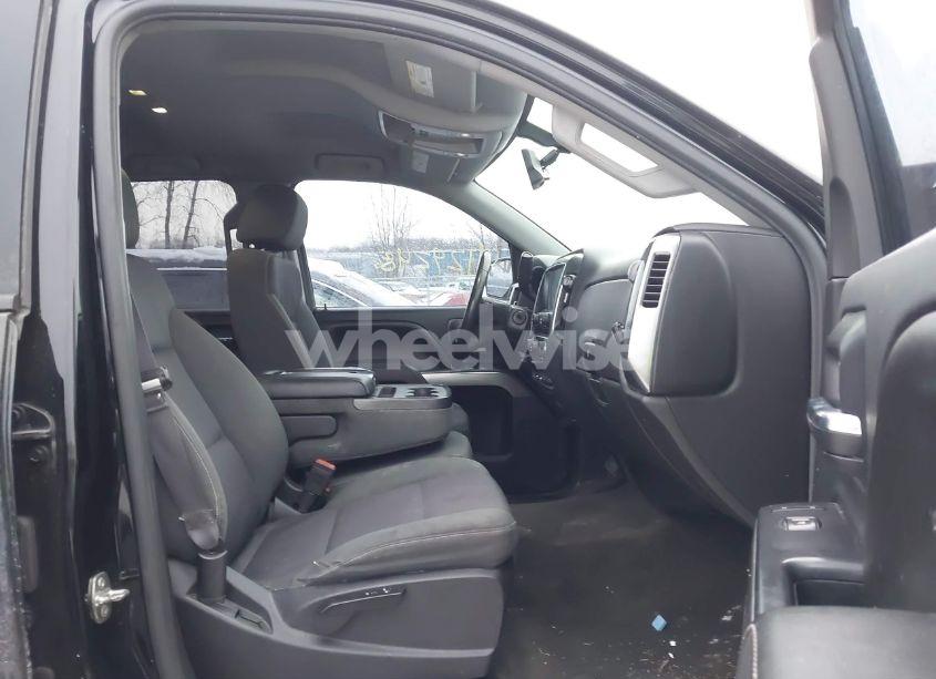 Photo 5 of 2015 Chevrolet Silverado 1500 1LT (VIN 1GCVKREC3FZ321347)