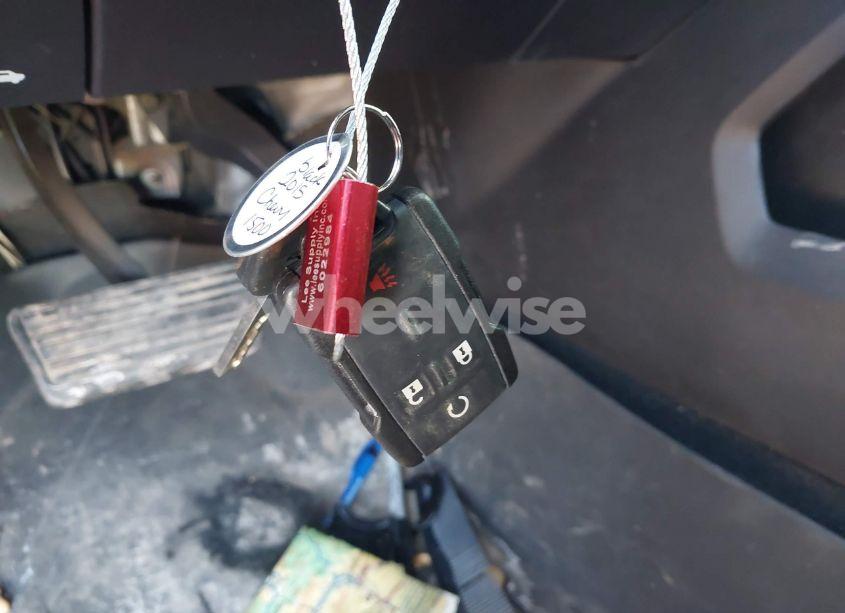 Photo 11 of 2015 Chevrolet Silverado 1500 2LT (VIN 1GCVKREC3FZ332669)