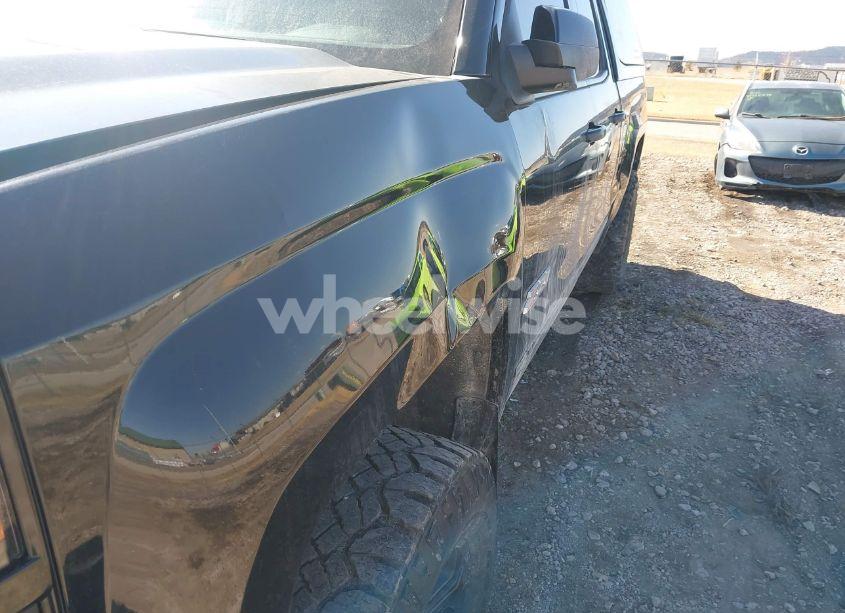 Photo 6 of 2015 Chevrolet Silverado 1500 2LT (VIN 1GCVKREC3FZ332669)