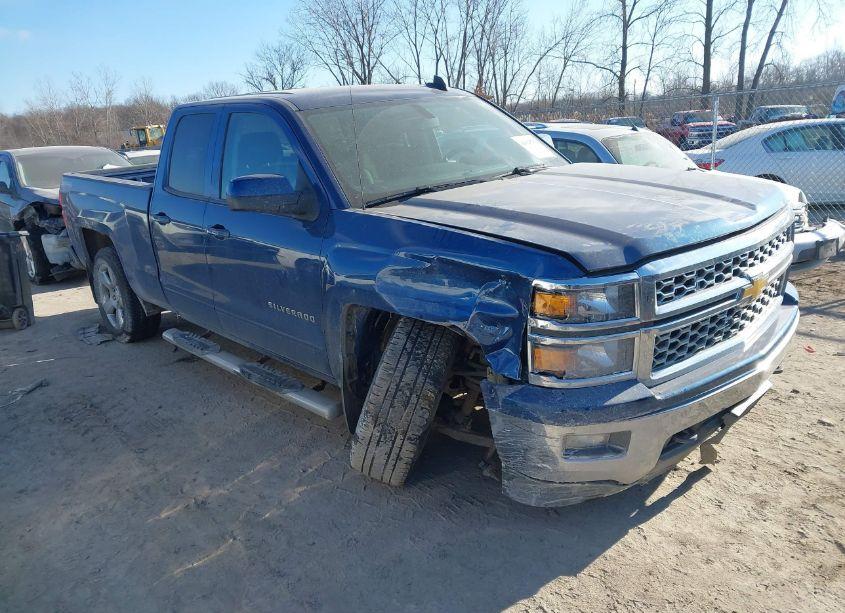 2015 Chevrolet Silverado 1500 1LT (VIN 1GCVKREC3FZ338195) main photo