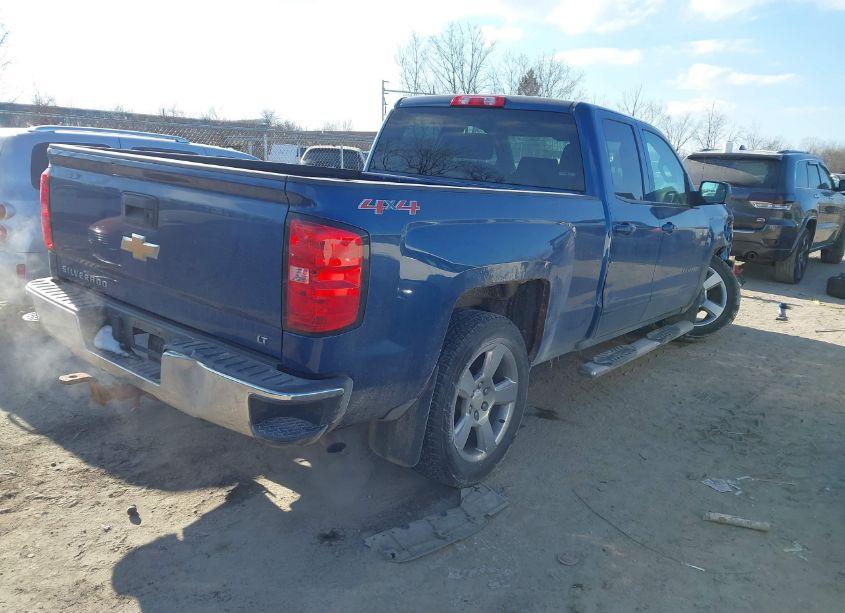 Photo 4 of 2015 Chevrolet Silverado 1500 1LT (VIN 1GCVKREC3FZ338195)