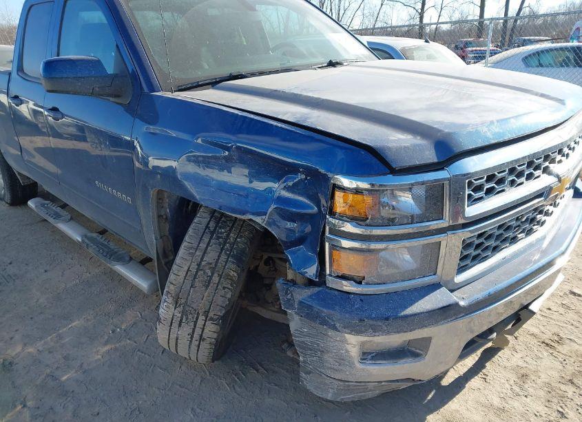 Photo 6 of 2015 Chevrolet Silverado 1500 1LT (VIN 1GCVKREC3FZ338195)