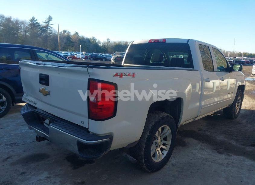 Photo 4 of 2015 Chevrolet Silverado 1500 1LT (VIN 1GCVKREC3FZ345776)