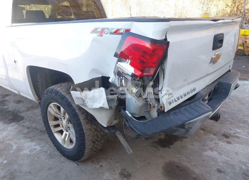 Photo 6 of 2015 Chevrolet Silverado 1500 1LT (VIN 1GCVKREC3FZ345776)