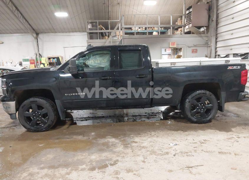 Photo 14 of 2015 Chevrolet Silverado 1500 2LT (VIN 1GCVKREC3FZ374890)