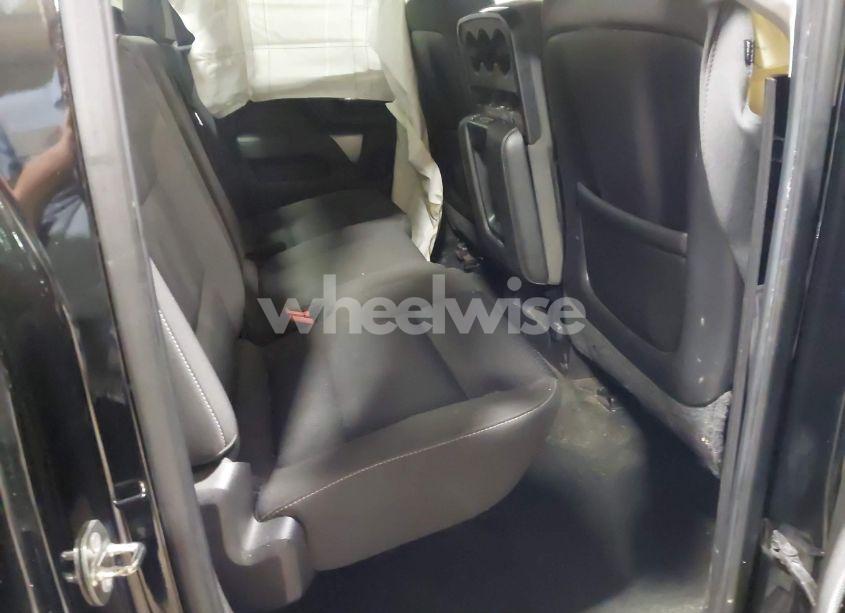 Photo 8 of 2015 Chevrolet Silverado 1500 2LT (VIN 1GCVKREC3FZ374890)