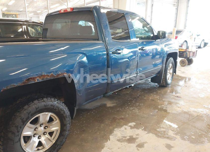 Photo 6 of 2015 Chevrolet Silverado 1500 1LT (VIN 1GCVKREC3FZ402123)