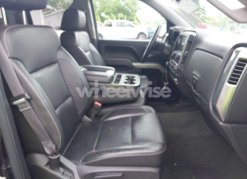 Photo 5 of 2015 Chevrolet Silverado 1500 2LT (VIN 1GCVKREC3FZ439821)