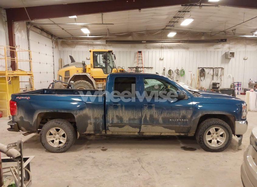 Photo 13 of 2016 Chevrolet Silverado 1500 1LT (VIN 1GCVKREC3GZ101661)