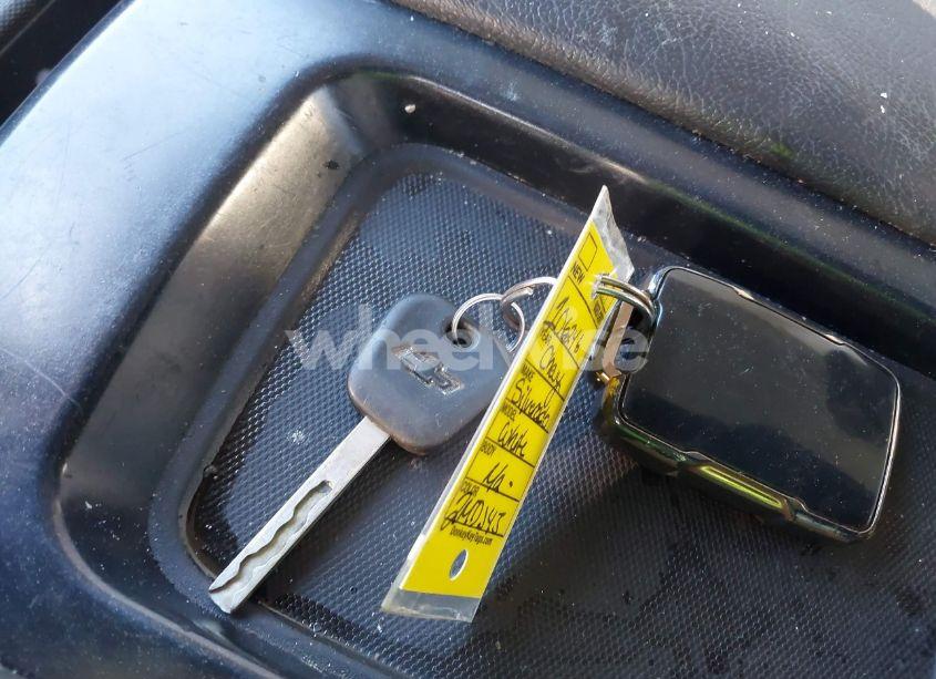 Photo 11 of 2016 Chevrolet Silverado 1500 2LT (VIN 1GCVKREC3GZ141125)