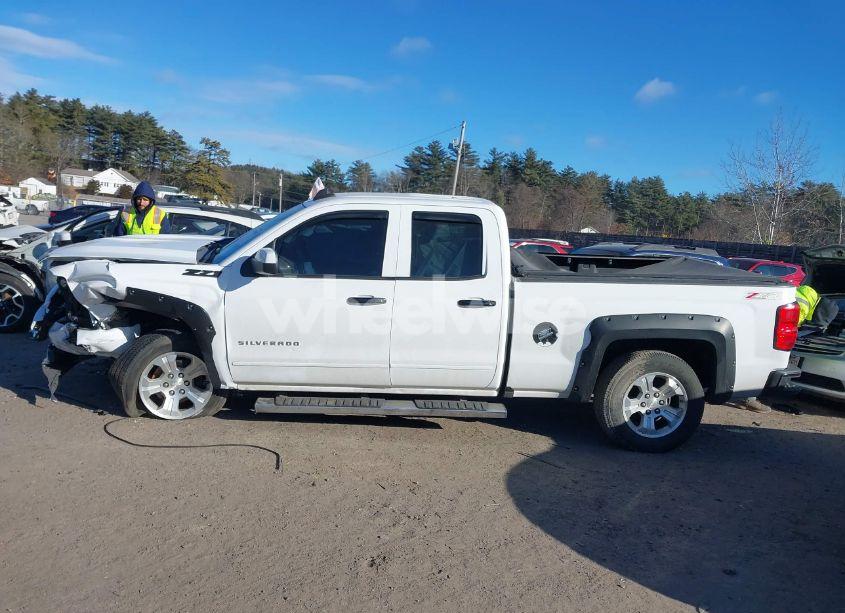 Photo 14 of 2016 Chevrolet Silverado 1500 2LT (VIN 1GCVKREC3GZ141125)